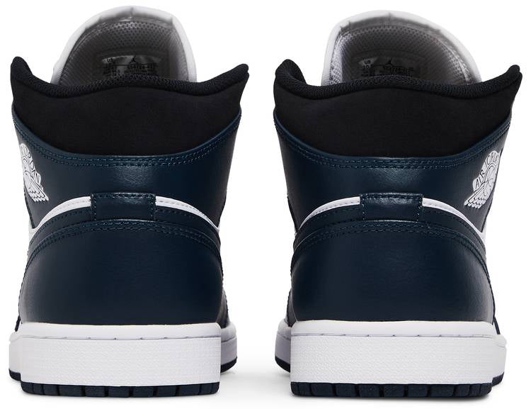 Air Jordan 1 Mid Armory Navy 554724-411